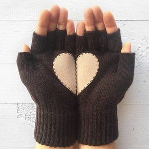 Handmade Womens Kids Knit Dark Brown Fingerless BEIGE HEART GLOVES